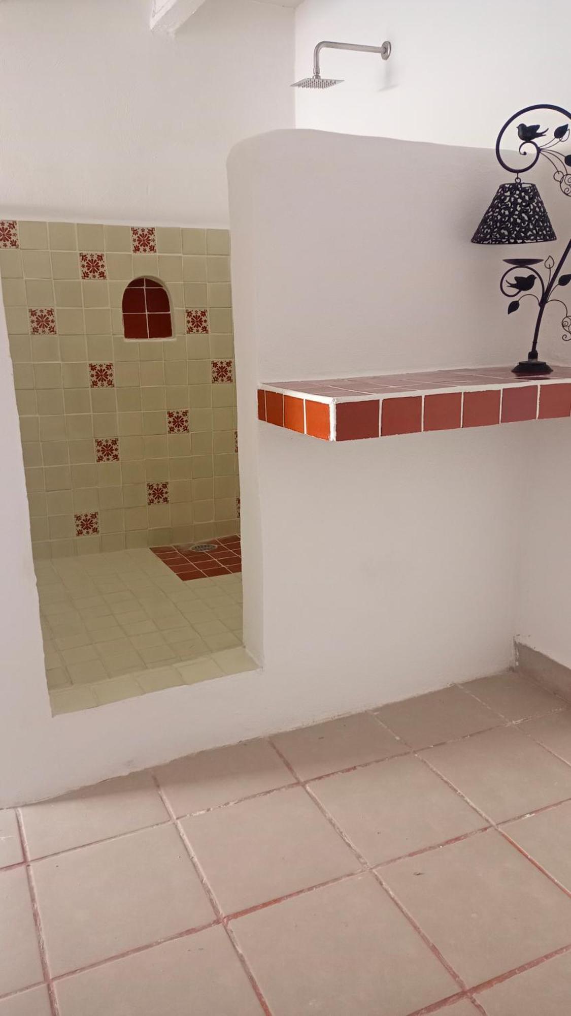 Habitación en casa particular Exclusiva,todos Servicios,pati Privado Guanajuato